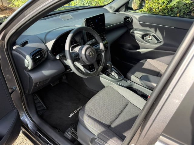 TOYOTA YARIS CROSS 1.5 HYBRID 5P. E-CVT TREND LED - - foto 9