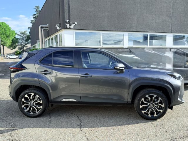 TOYOTA YARIS CROSS 1.5 HYBRID 5P. E-CVT TREND LED - - foto 5
