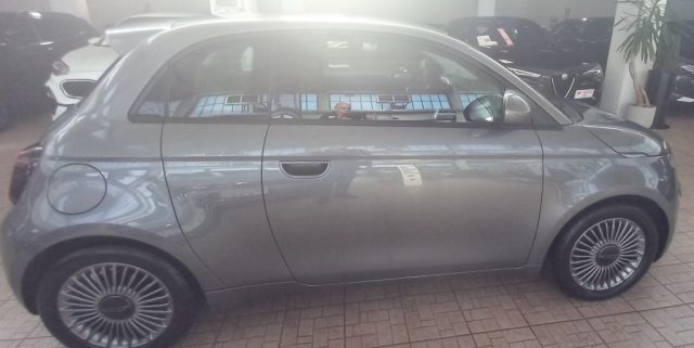 FIAT 500E 3+1 42 KWH ICON - foto 4