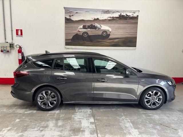FORD FOCUS 1.0 HYBRID 125CV SW ST-LINE DESI - foto 2