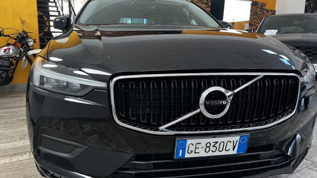 VOLVO XC60 B4 (D) AWD GEARTRONIC MOMENTUM - foto 2