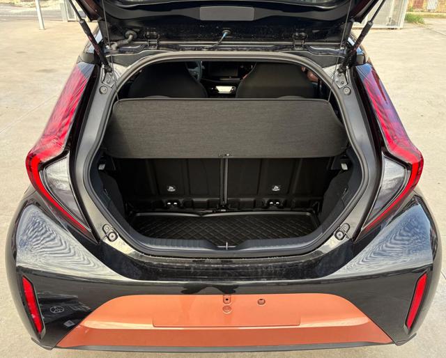 TOYOTA AYGO X 1.5 HYBRID 115 CV 5 PORTE ICON - foto 9