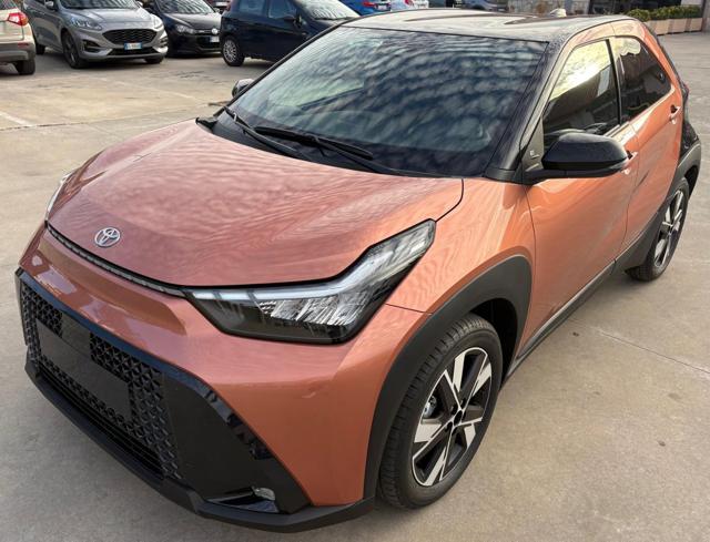 TOYOTA AYGO X 1.5 HYBRID 115 CV 5 PORTE ICON