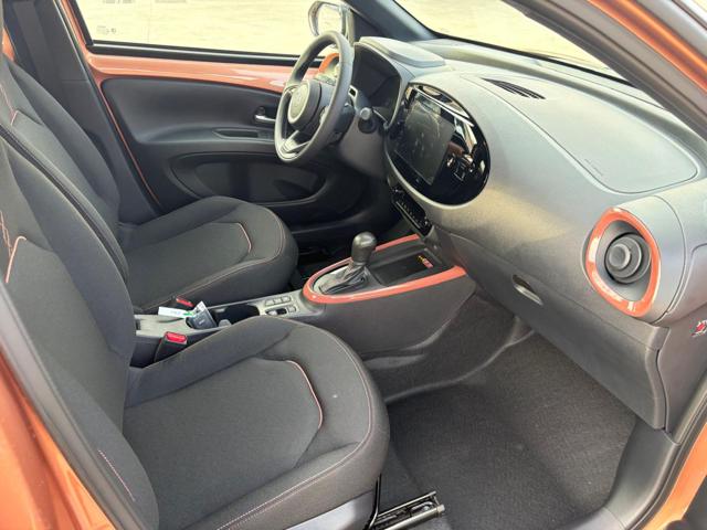 TOYOTA AYGO X 1.5 HYBRID 115 CV 5 PORTE ICON - foto 12