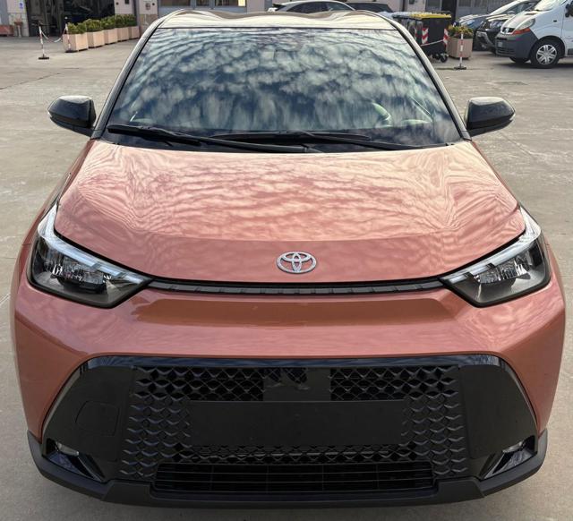 TOYOTA AYGO X 1.5 HYBRID 115 CV 5 PORTE ICON - foto 8