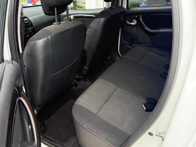DACIA DUSTER 1.6 110CV 4X2 GPL LAURÉATE - foto 12