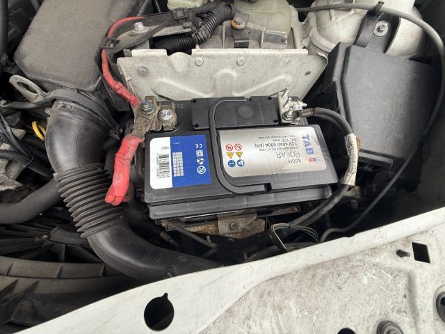 DACIA DUSTER 1.6 110CV 4X2 GPL LAURÉATE - foto 14