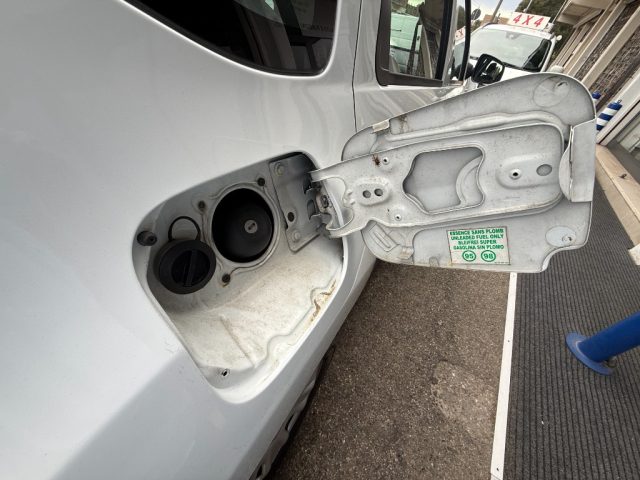 DACIA DUSTER 1.6 110CV 4X2 GPL LAURÉATE - foto 18