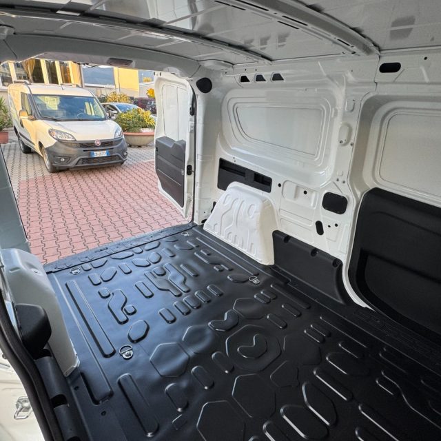 FIAT DOBLO 1.4 N.POWER PL-TN CARGO MAXI LAM - foto 14