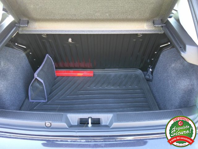 FIAT PUNTO 1.4 8V 5 PORTE EASYPOWER STREET  - foto 11