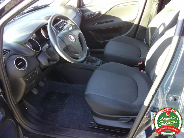 FIAT PUNTO 1.4 8V 5 PORTE EASYPOWER STREET  - foto 9
