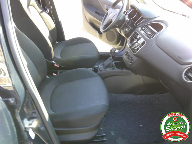 FIAT PUNTO 1.4 8V 5 PORTE EASYPOWER STREET  - foto 13