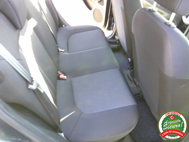 FIAT PUNTO 1.4 8V 5 PORTE EASYPOWER STREET  - foto 12
