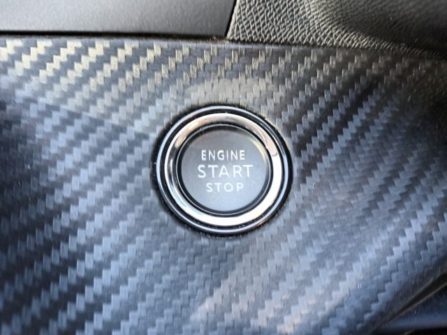 PEUGEOT 208 1200 HYBRID ALLURE 110CV E-DCS6  - foto 12