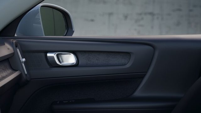 VOLVO XC40 ESSENTIAL B3 AUTO PREZZO PROMO F - foto 15