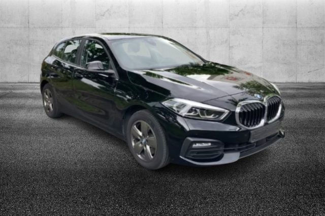 BMW 118 D 5P. ADVANTAGE