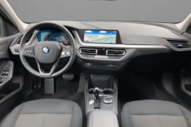 BMW 118 D 5P. ADVANTAGE - foto 6