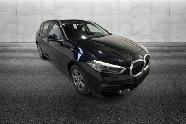 BMW 118 D 5P. ADVANTAGE