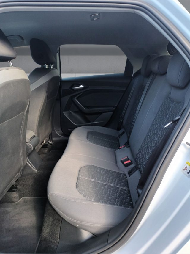 AUDI A1 SPB 30 TFSI BLACKLINE PACKLUCI P - foto 9