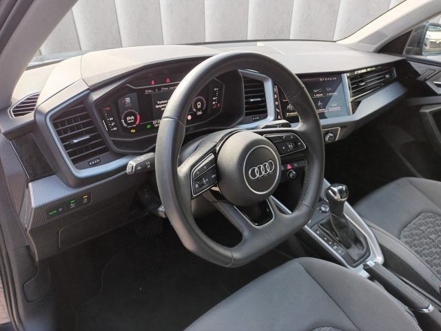 AUDI A1 SPB 30 TFSI BLACKLINE PACKLUCI P - foto 12