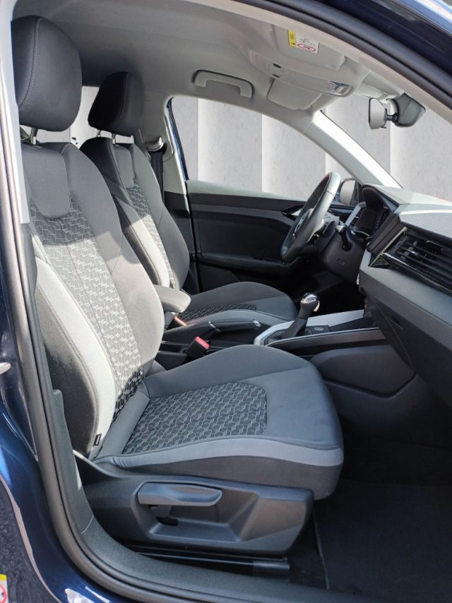 AUDI A1 SPB 30 TFSI BLACKLINE PACKLUCI P - foto 9