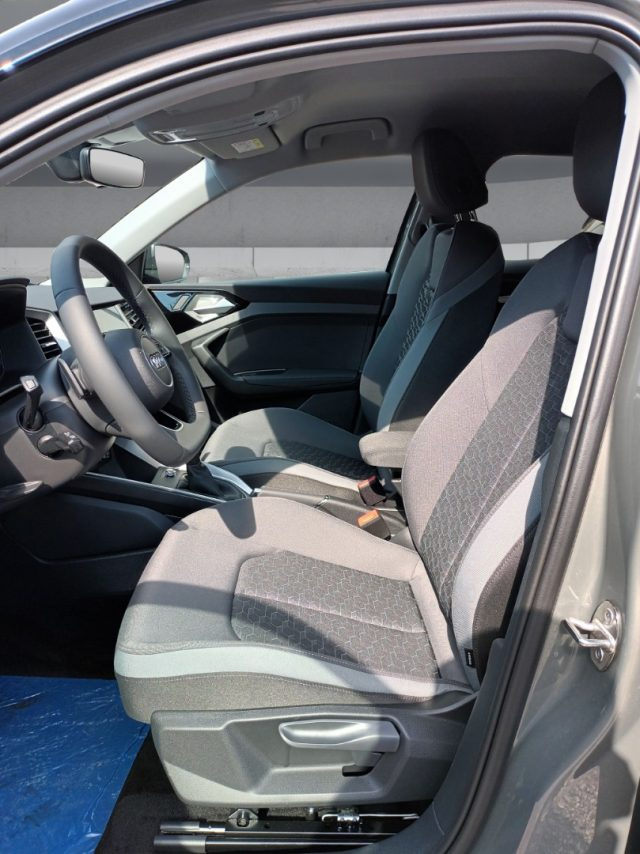 AUDI A1 SPB 30 TFSI BLACKLINE PACKLUCI P - foto 8