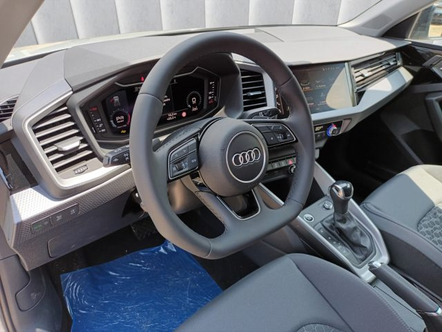 AUDI A1 SPB 30 TFSI BLACKLINE PACKLUCI P - foto 12