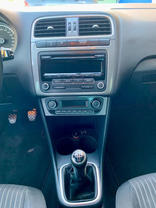 VOLKSWAGEN POLO 1.6 TDI 90CV  5 PORTE HIGHLINE U - foto 8
