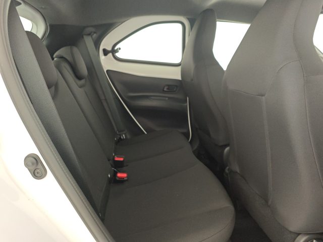 TOYOTA AYGO X 1.0 VVT-I 72 CV AUTOMATICA ACTIV - foto 17