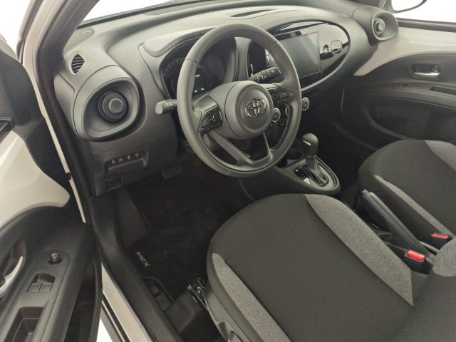 TOYOTA AYGO X 1.0 VVT-I 72 CV AUTOMATICA ACTIV - foto 16