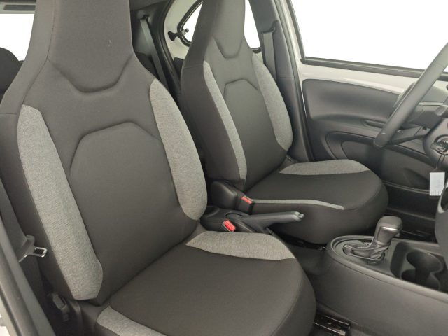 TOYOTA AYGO X 1.0 VVT-I 72 CV AUTOMATICA ACTIV - foto 15