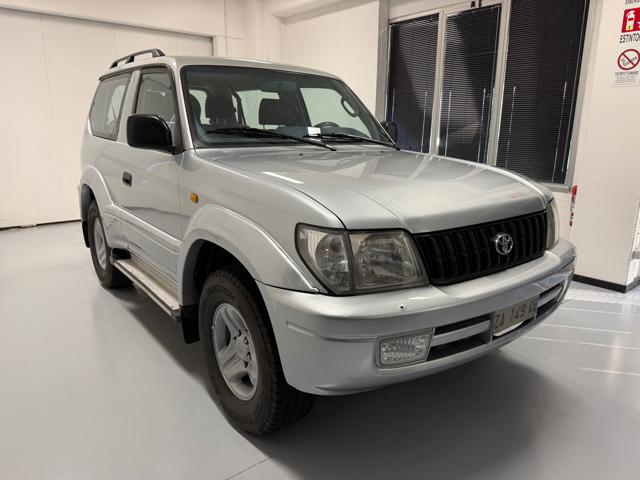 TOYOTA LAND CRUISER 3.0 TDI D-4D CAT 3 PORTE KDJ90*T - foto 3