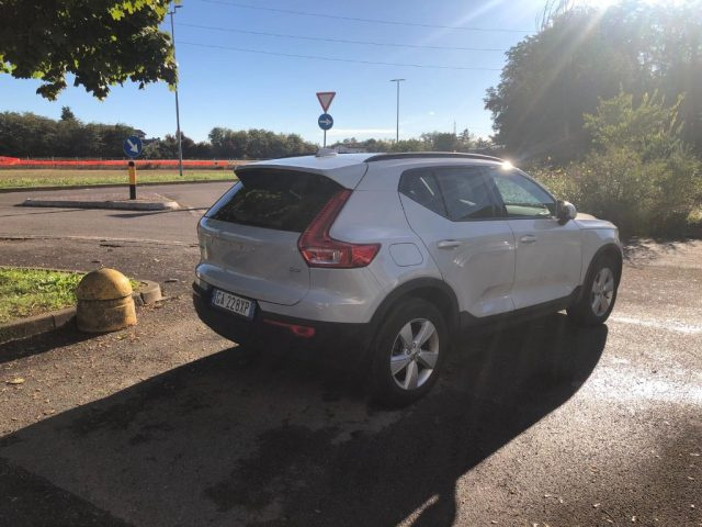 VOLVO XC40 D3  GEARTRONIC MOMENTUM - foto 6