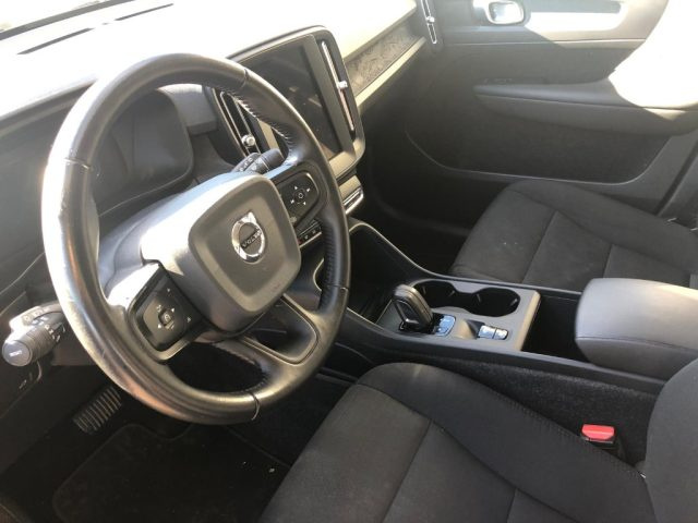 VOLVO XC40 D3  GEARTRONIC MOMENTUM - foto 11