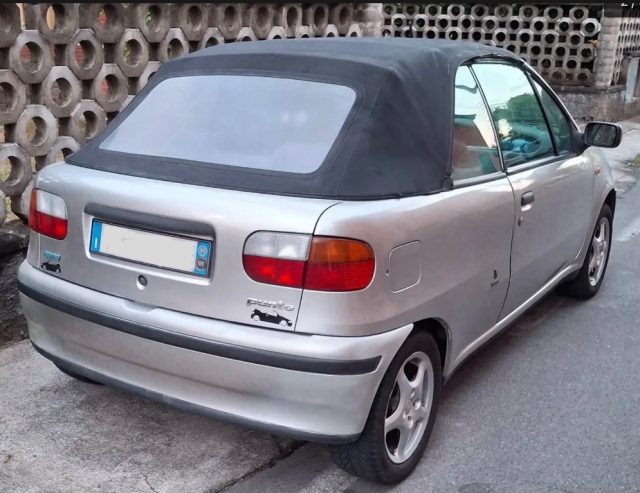 FIAT PUNTO CABRIO - foto 2