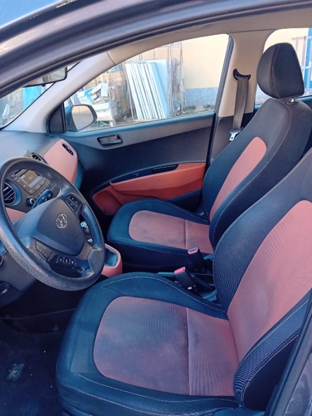 HYUNDAI I10 1.0 - foto 4
