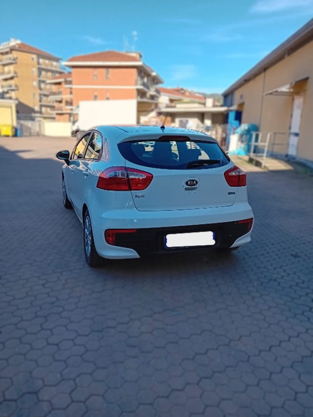 KIA RIO 1.2 - foto 9