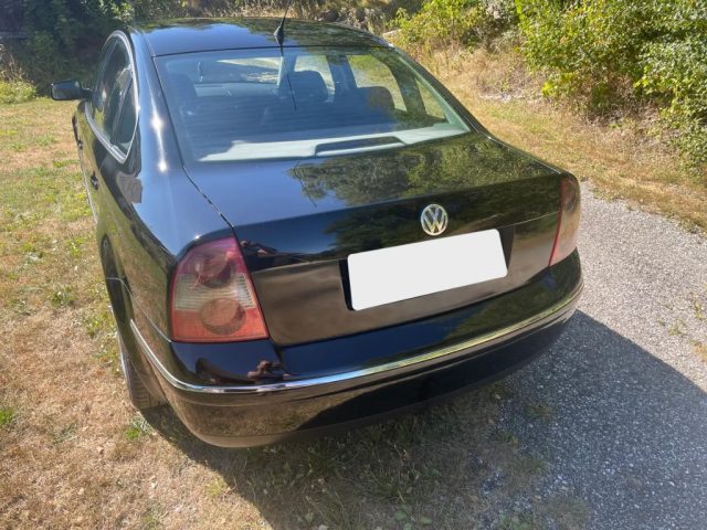 VOLKSWAGEN PASSAT 1.9 - foto 4