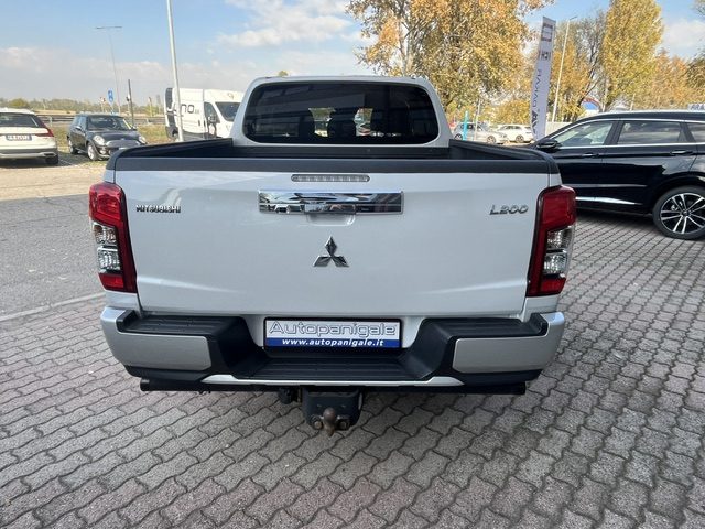 MITSUBISHI L200 2.3 D DOUBLE CAB 4X4 SUPER SELEC - foto 4