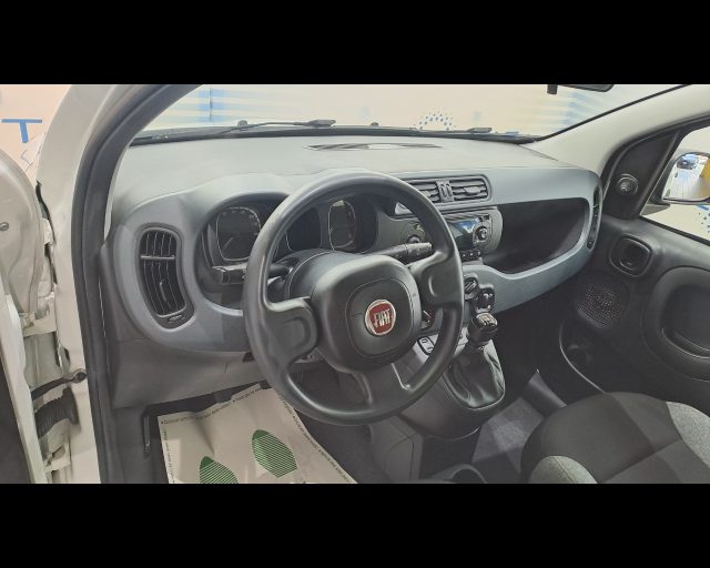 FIAT NEW PANDA 1.0 HYBRID S&S 70CV 5 POSTI - foto 6