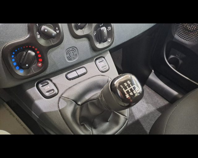 FIAT NEW PANDA 1.0 HYBRID S&S 70CV 5 POSTI - foto 10