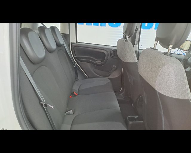 FIAT NEW PANDA 1.0 HYBRID S&S 70CV 5 POSTI - foto 14