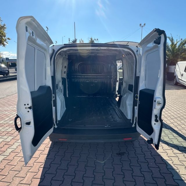 FIAT DOBLO 1.6 MJET 105CV S.&S. PL-TN CARGO - foto 12