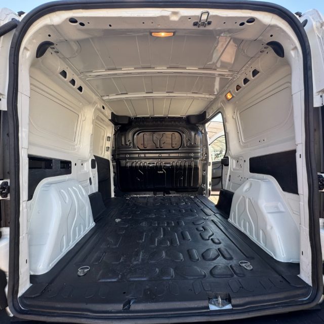 FIAT DOBLO 1.6 MJET 105CV S.&S. PL-TN CARGO - foto 13