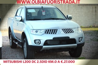 MITSUBISHI L200 2.5 DI-D/136CV DC Intense Km 0