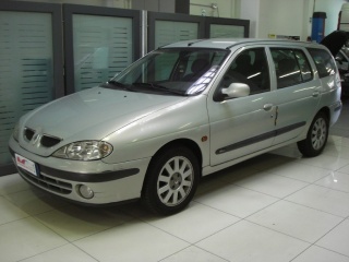 Renault megane m&eacute;gane 1.6 16v cat s.w. expr...