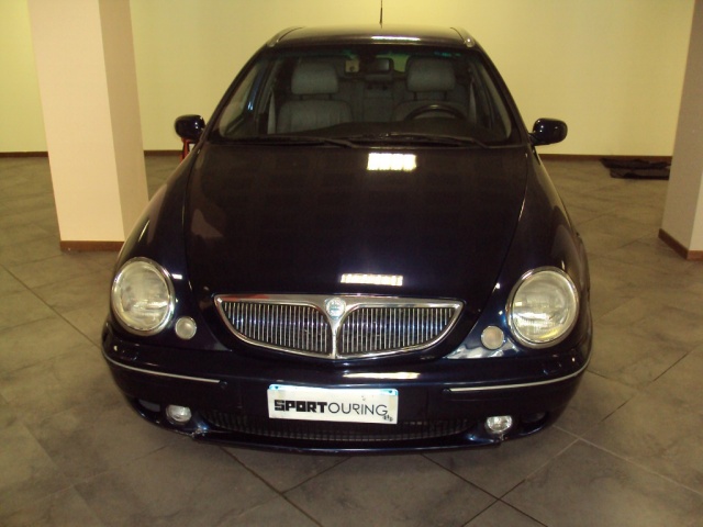 http://graphics.gestionaleauto.com/gonline_graphics/2776175_E_4fdeff10aaca5.jpg