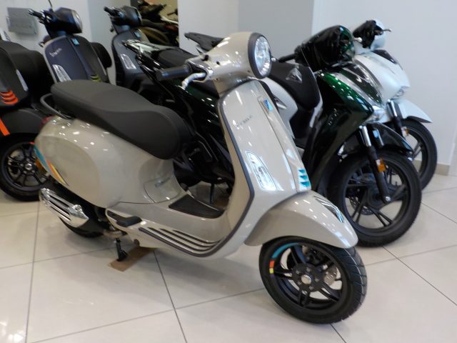 PIAGGIO Vespa 50 primavera 4T 3V Euro 5 - PROMO RCA+TASSO ZERO Immagine 2