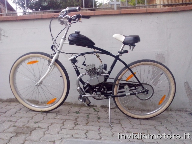 OTHERS-ANDERE OTHERS-ANDERE Schwinn Engine Cruiser Bicycles MOTORE 80cc Immagine 0