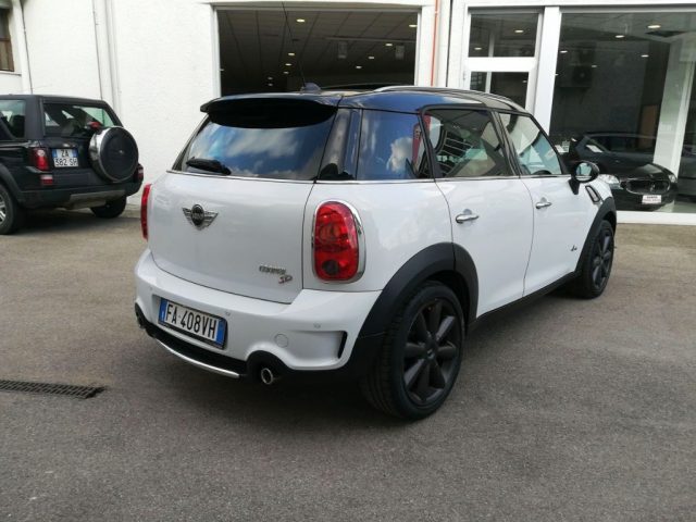 MINI Countryman Cooper D Count. ALL4 -Autom.-Tetto Panoram.-Navig. Immagine 3